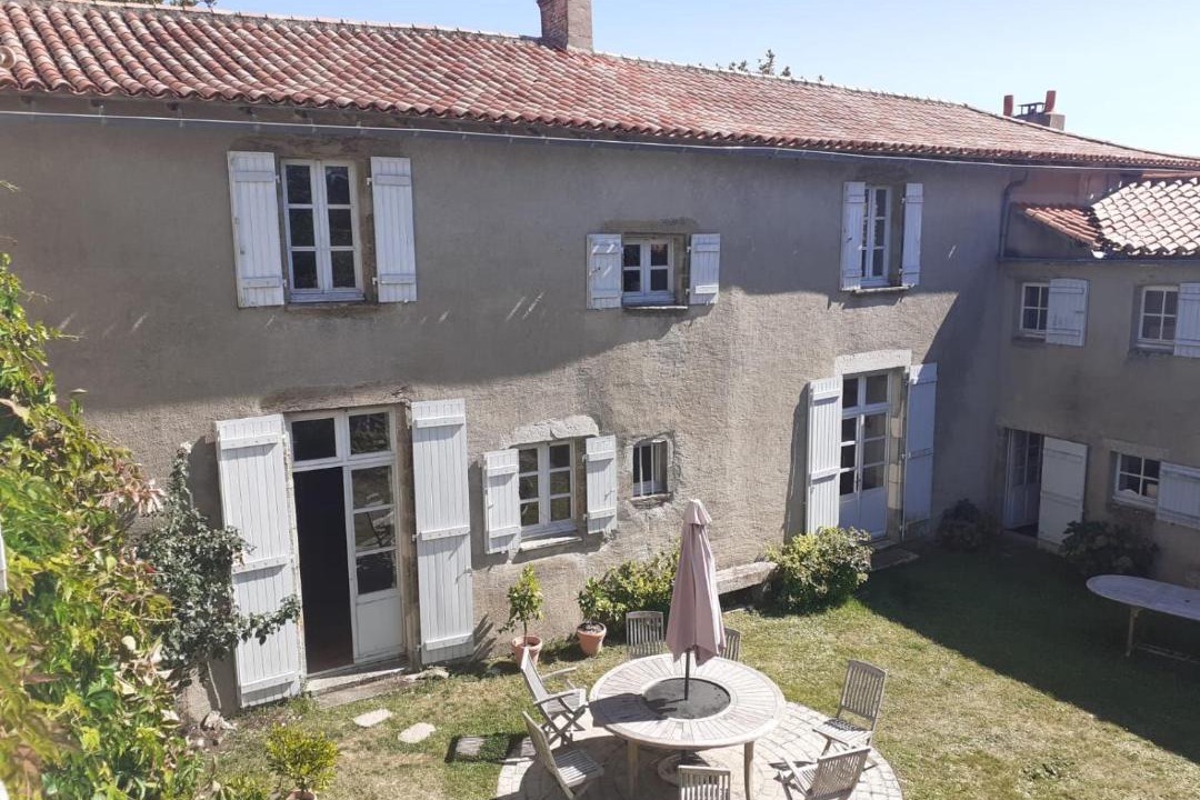 Photo of Buildings in Apremont