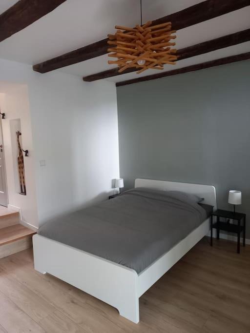 Photo of Bedroom in Rouvres-la-Chetive