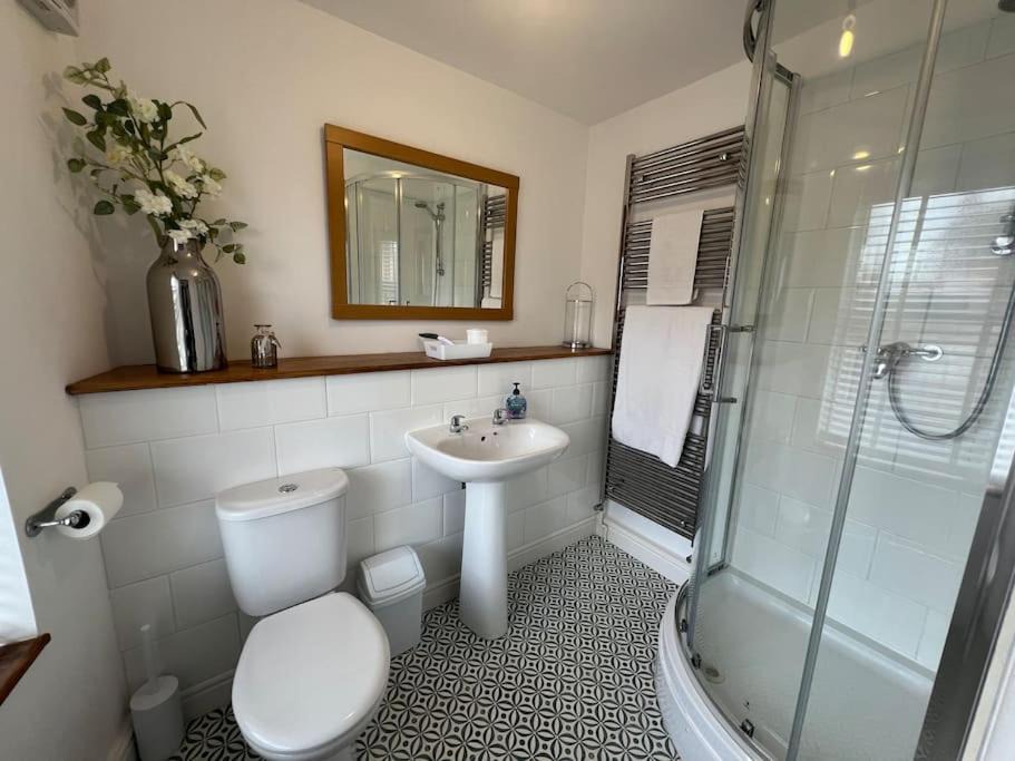 Photo of Bathroom in Long Whatton