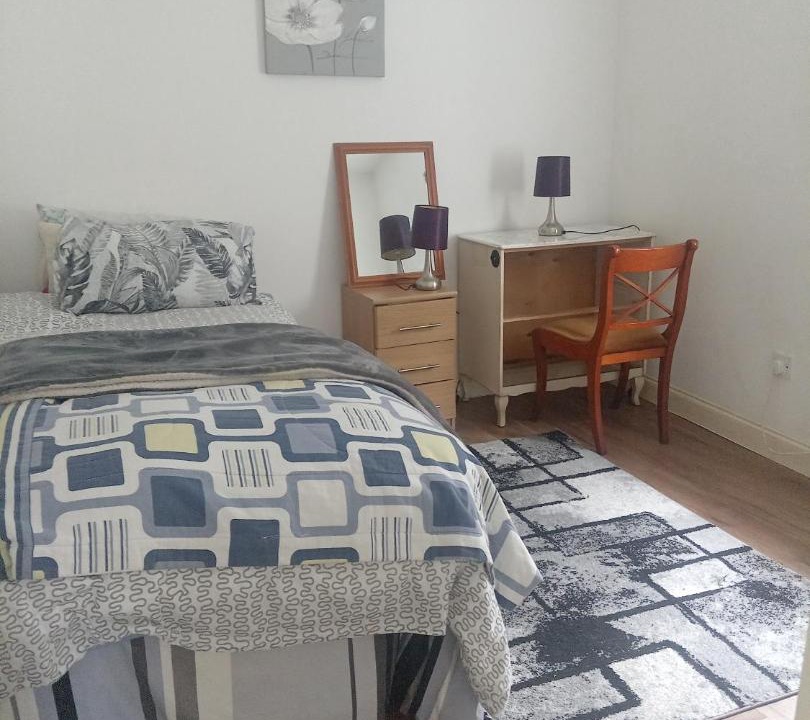 Photo of Bedroom in West Thornton