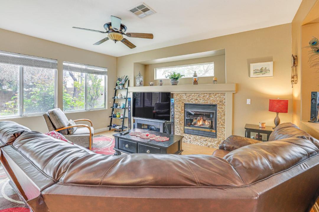 Photo of Livingroom in Rhodes Ranch