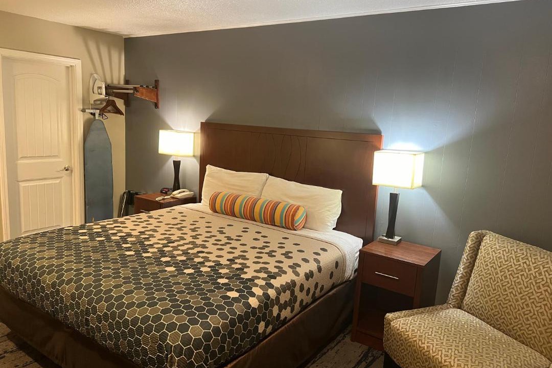 Photo of Bedroom in Downtown Eugene
