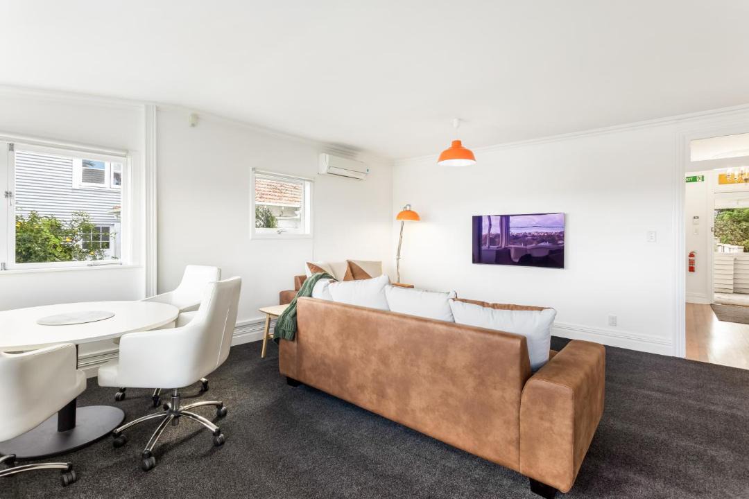 Photo of Others in Mount Eden