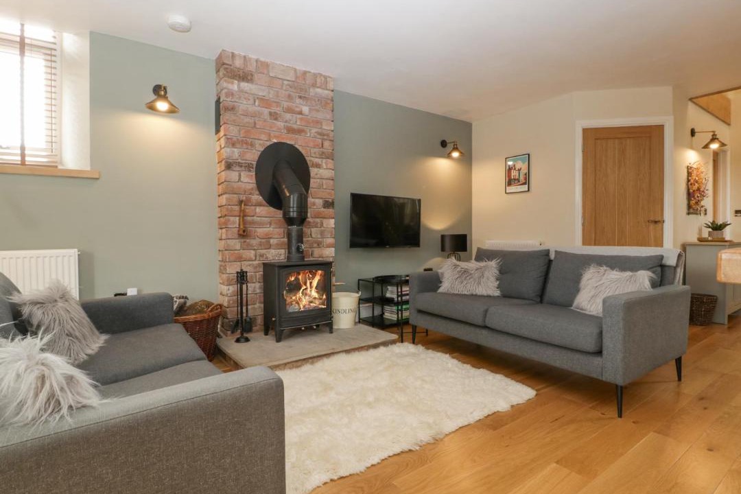 Photo of Others in Dorstone