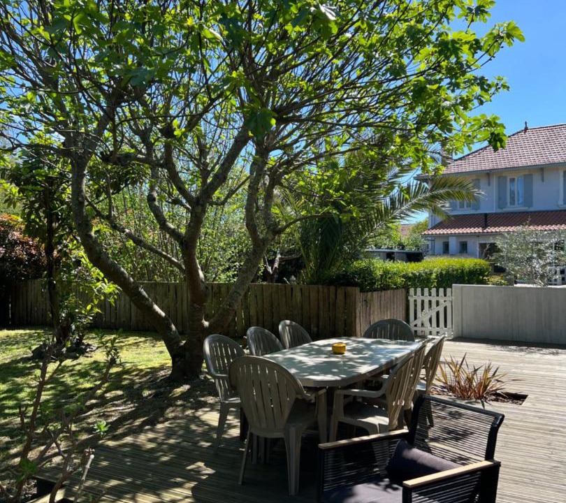 Photo of Others in Gastes