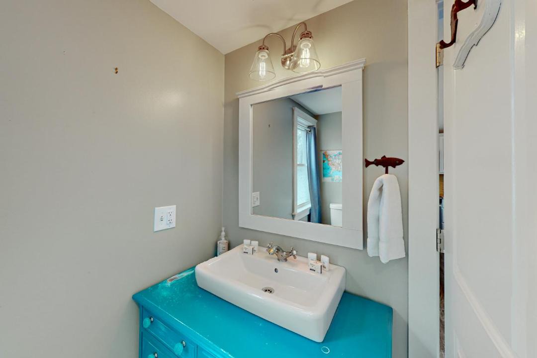 Photo of Bathroom in Ponds of Plymouth