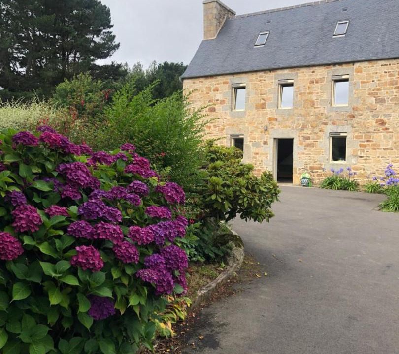 Photo of Others in Pedernec