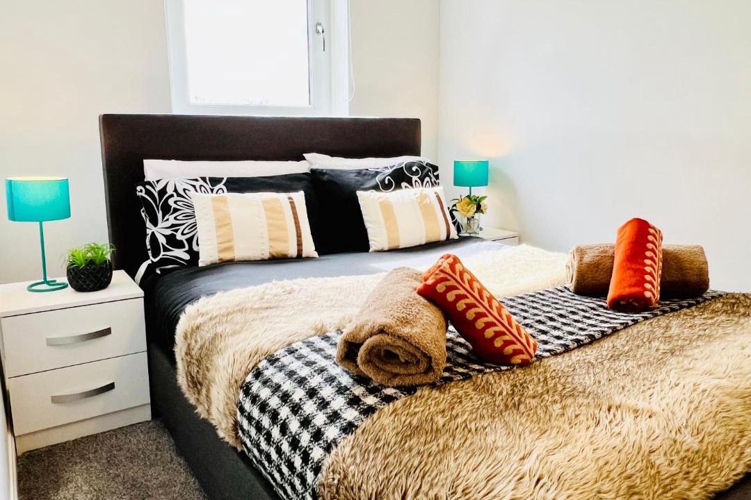 Photo of Others in Hawkhead