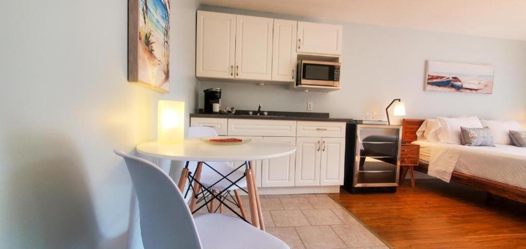 Photo of Bedroom in Wasaga Beach