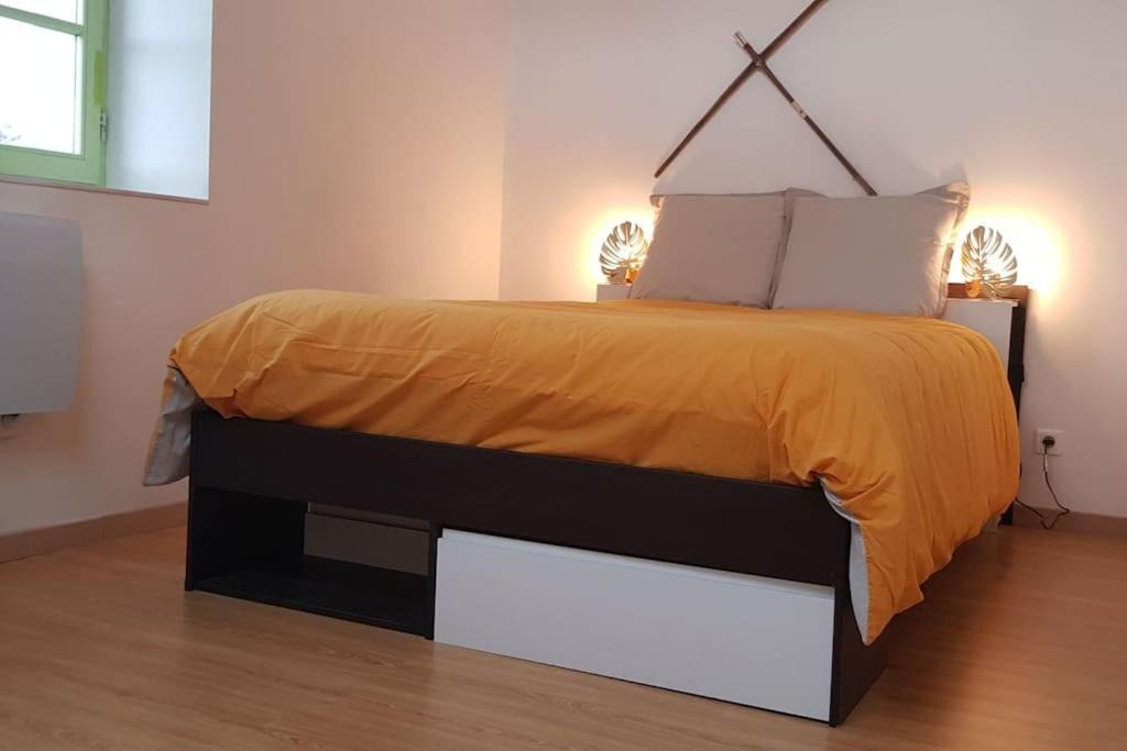 Photo of Bedroom in Nalliers