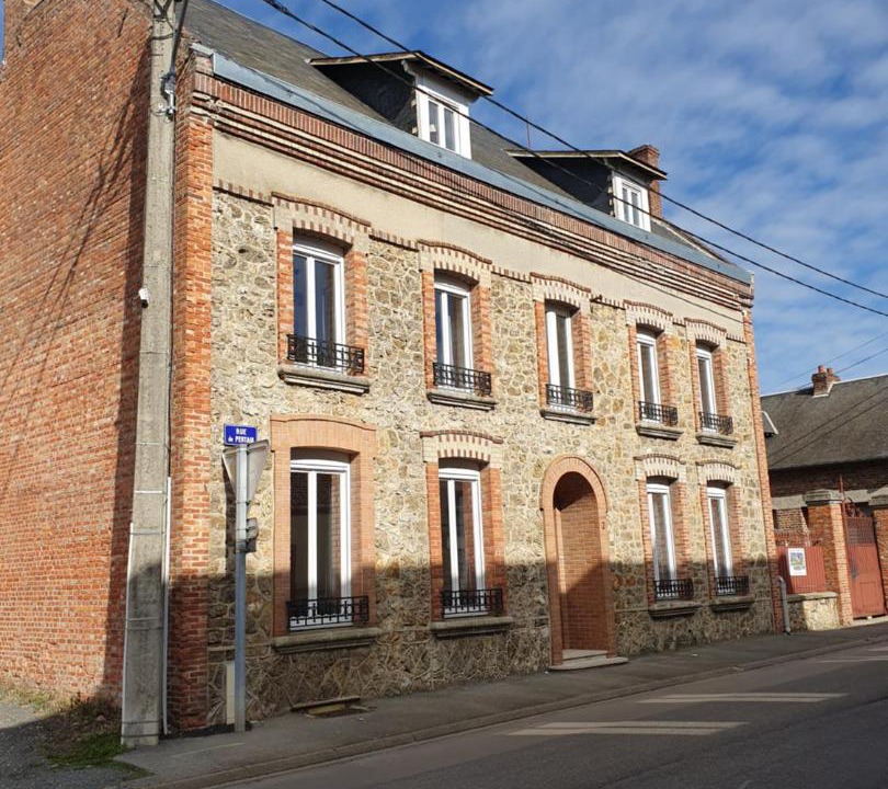 Photo of Buildings in Chaulnes