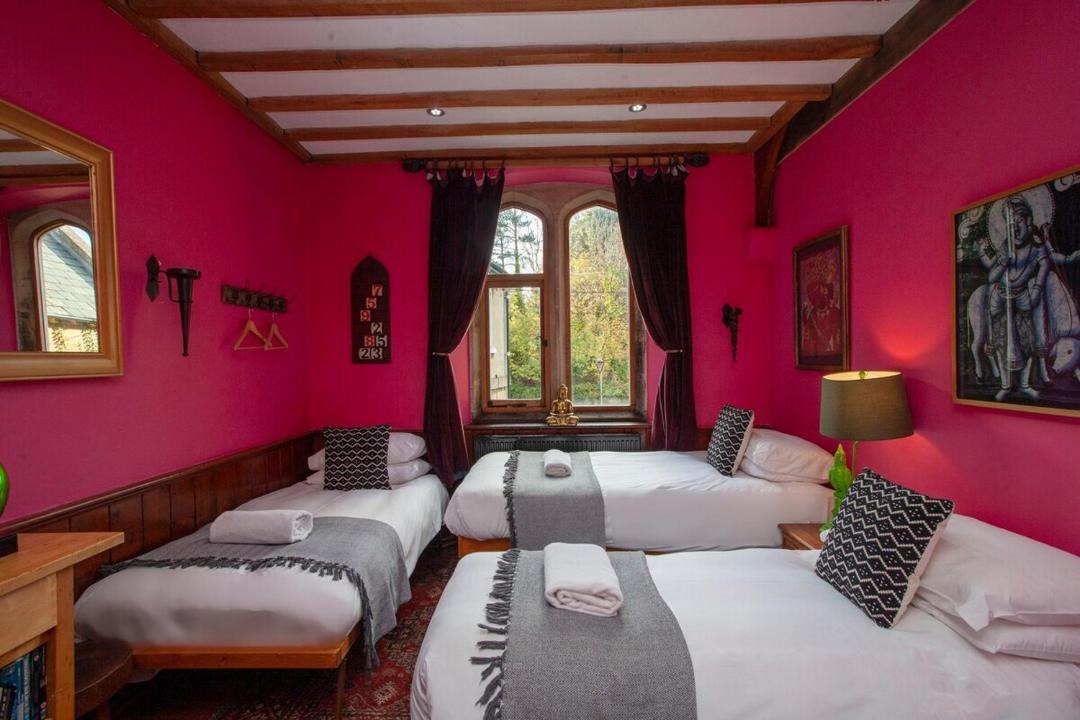 Photo of Others in Box