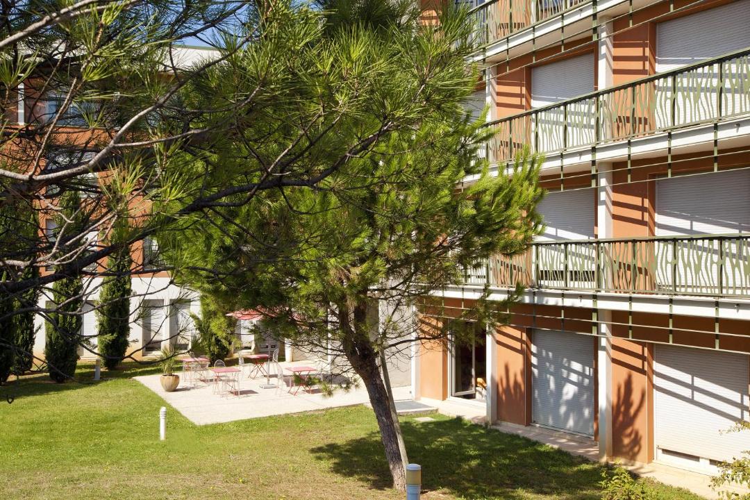 Photo of Buildings in Valence