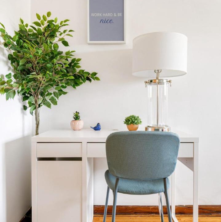 Photo of Livingroom in Westmont