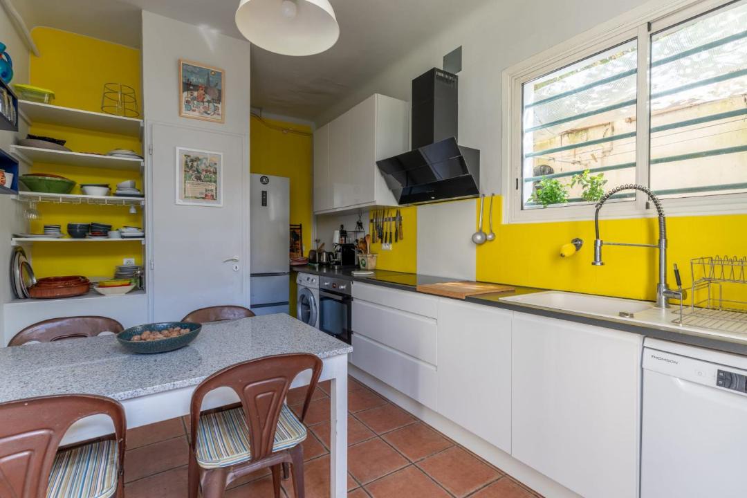 Photo of Others in Saint Genes