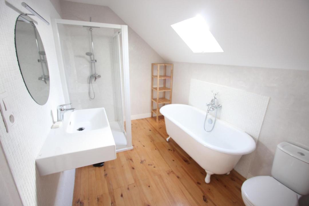 Photo of Bathroom in Chatou