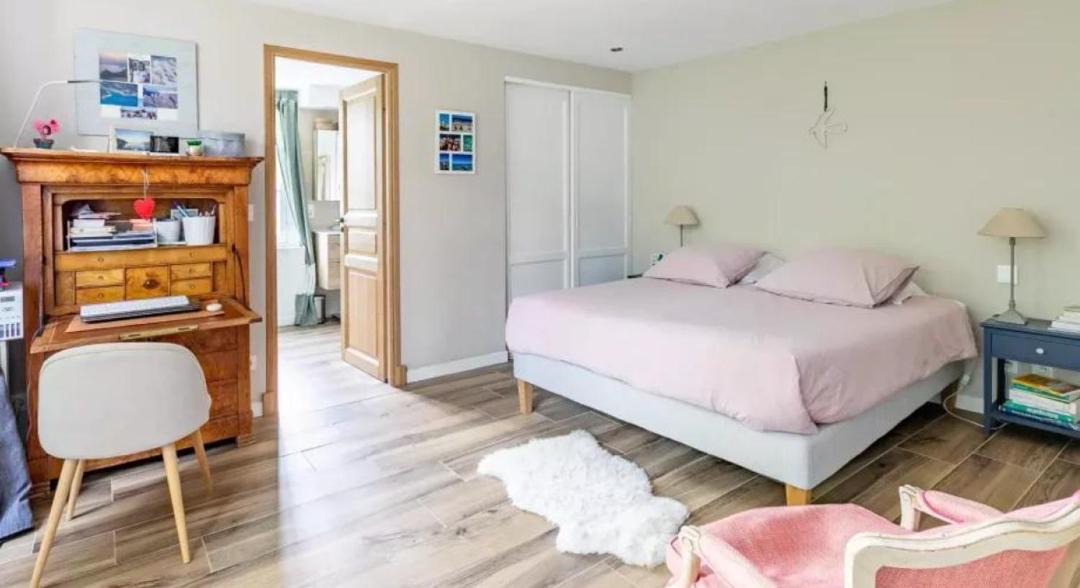 Photo of Others in Chamant