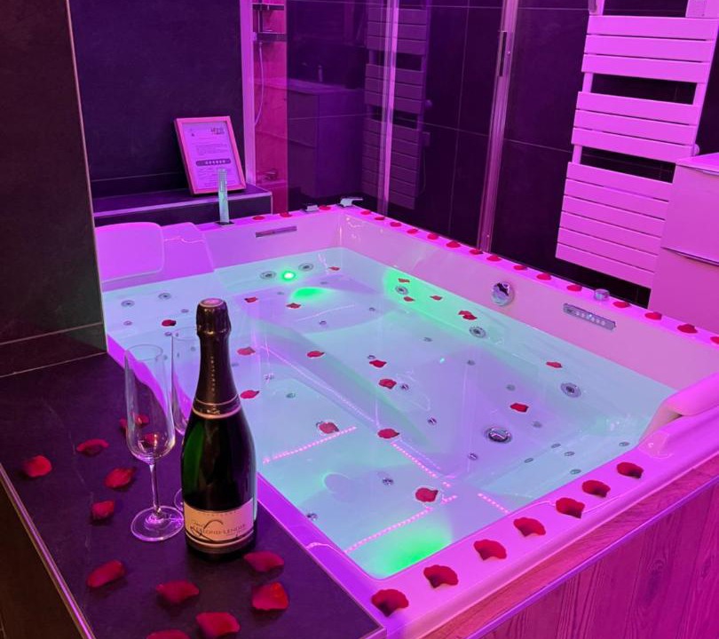 Photo of Others in Albertville