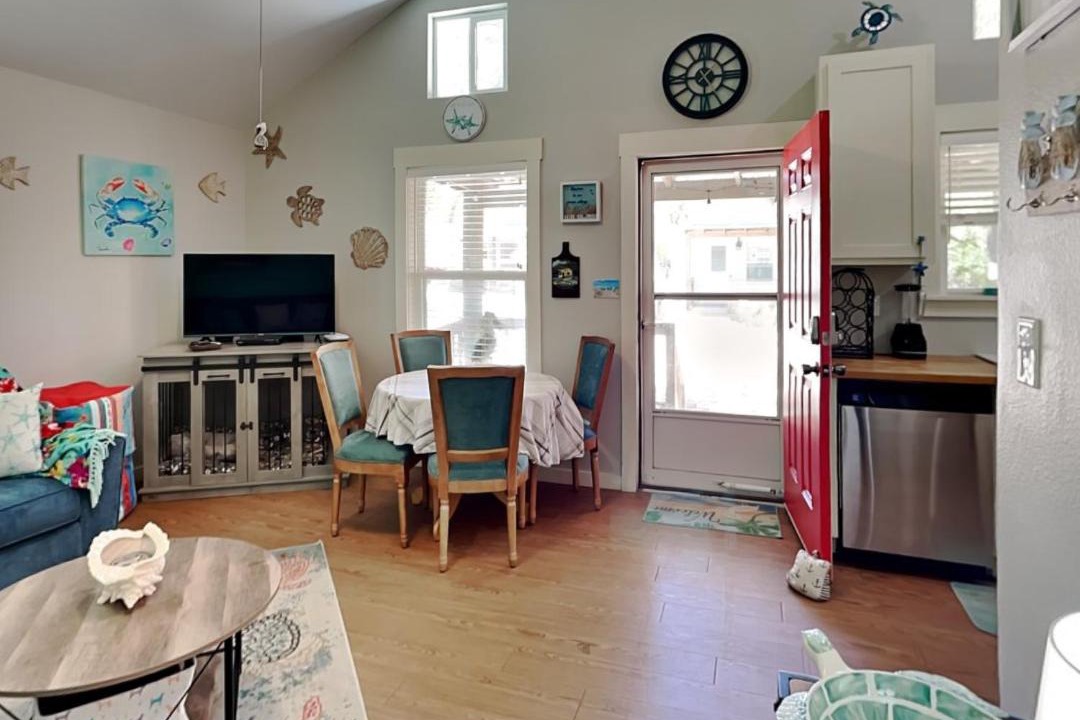 Photo of Livingroom in Rockport