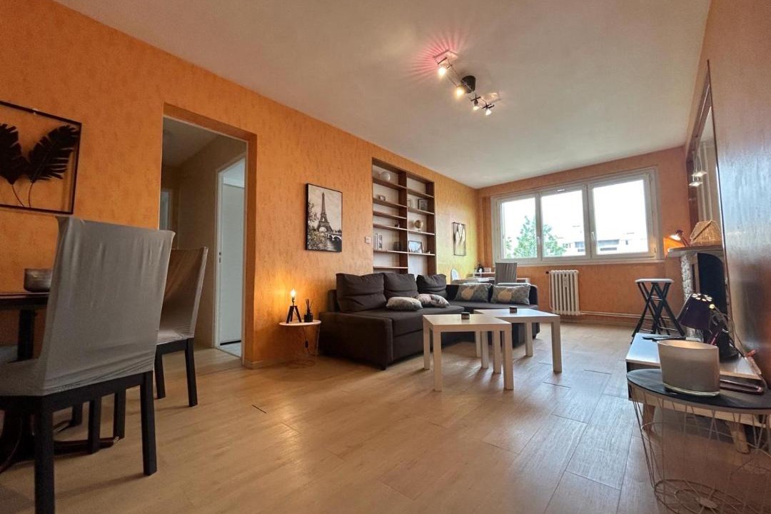 Photo of Livingroom in Vanves