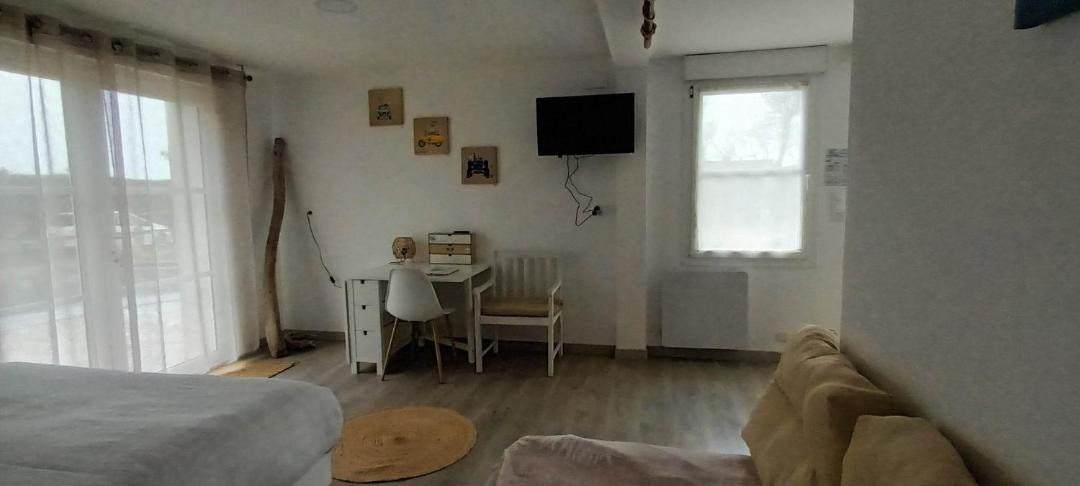 Photo of Others in Creances