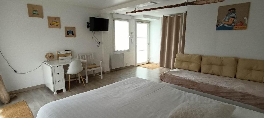 Photo of Others in Creances