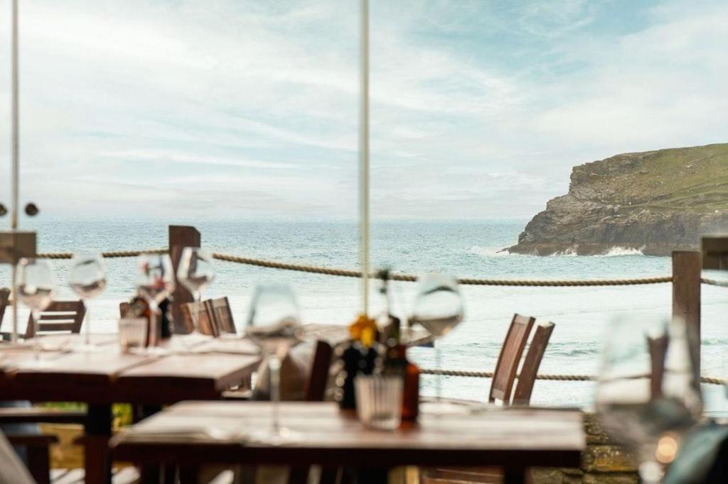 Photo of Others in Trebarwith Strand