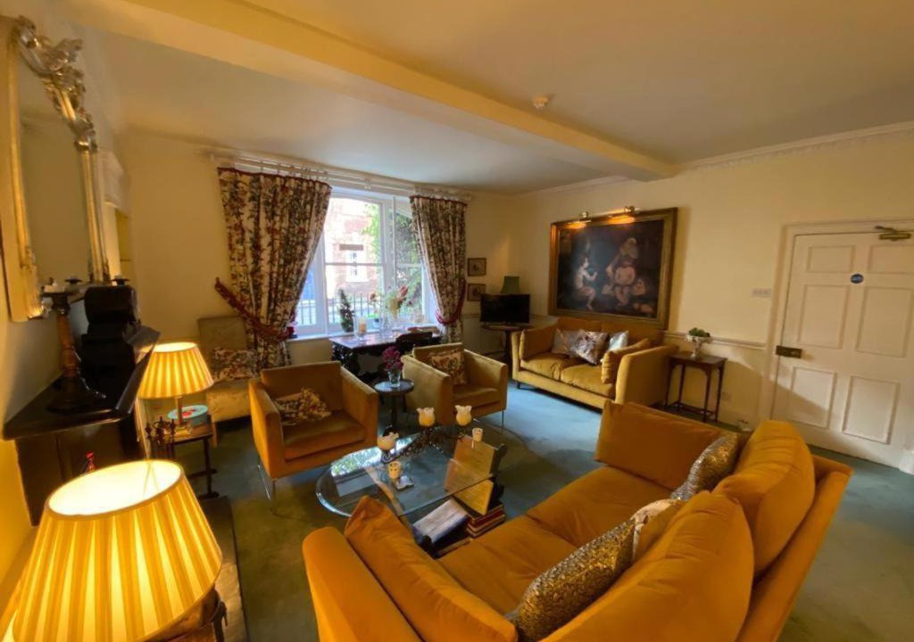 Photo of Livingroom in Dorchester