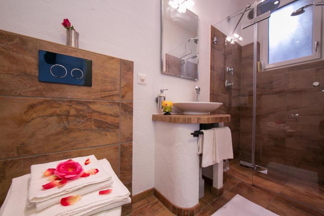 Photo of Bathroom in Morcote