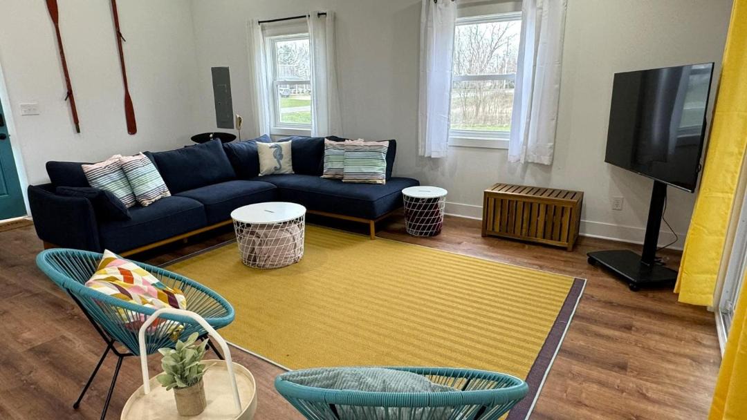 Photo of Livingroom in Bridgman