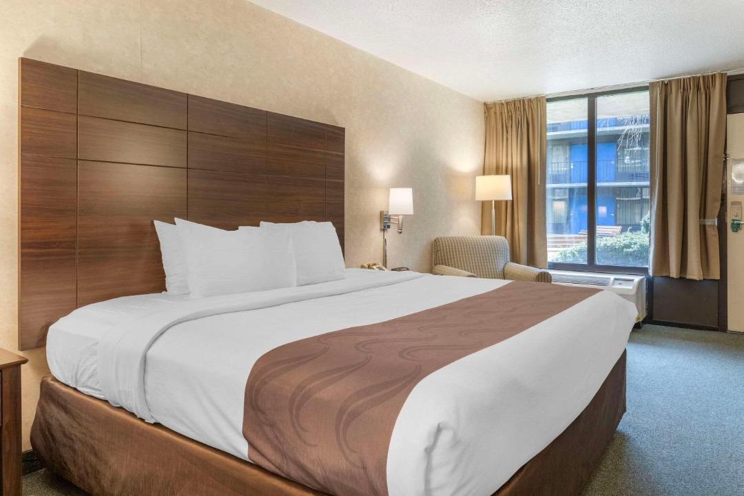 Photo of Bedroom in Tysons