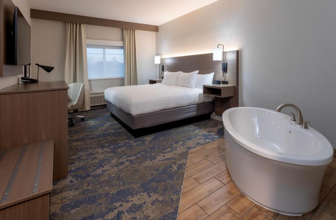 Photo of Others in Algona