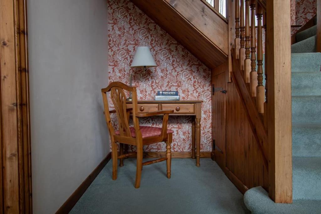 Photo of Others in Hele