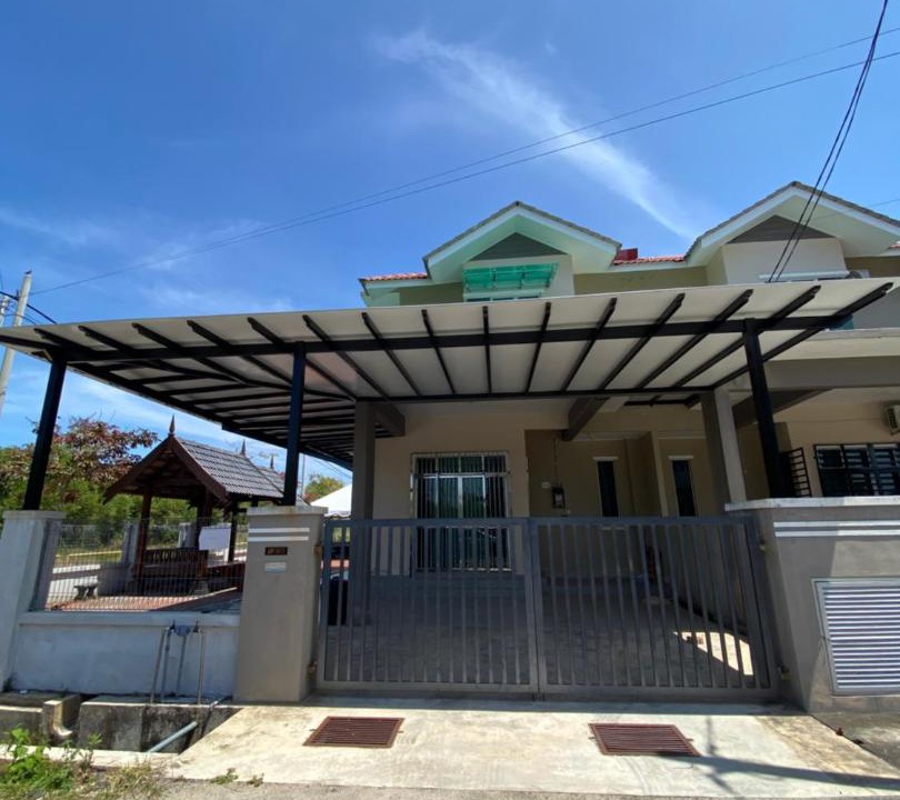 Photo of Buildings in Kampung Gong Badak