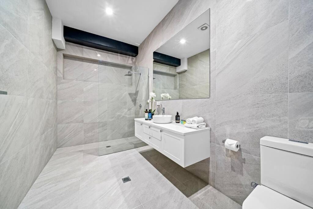 Photo of Others in Newtown