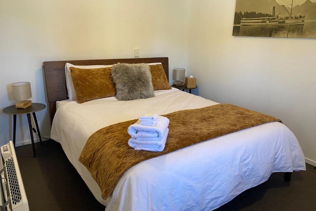 Photo of Bedroom in Glenorchy