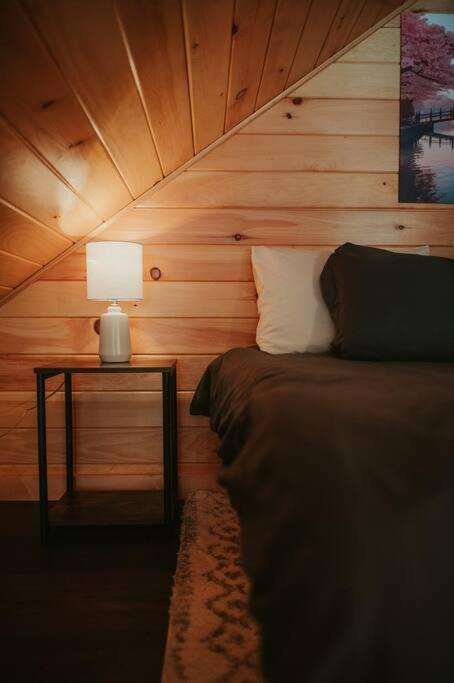 Photo of Bedroom in Roxbury