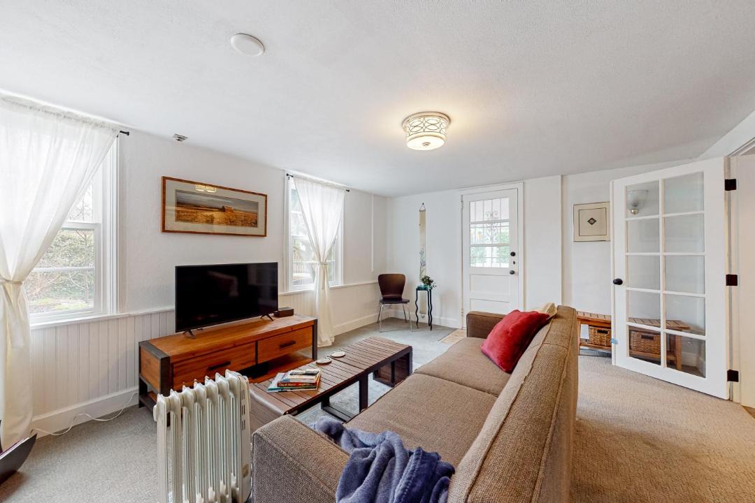 Photo of Livingroom in Multnomah