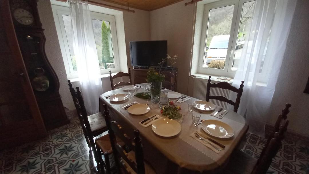 Photo of Others in Herran