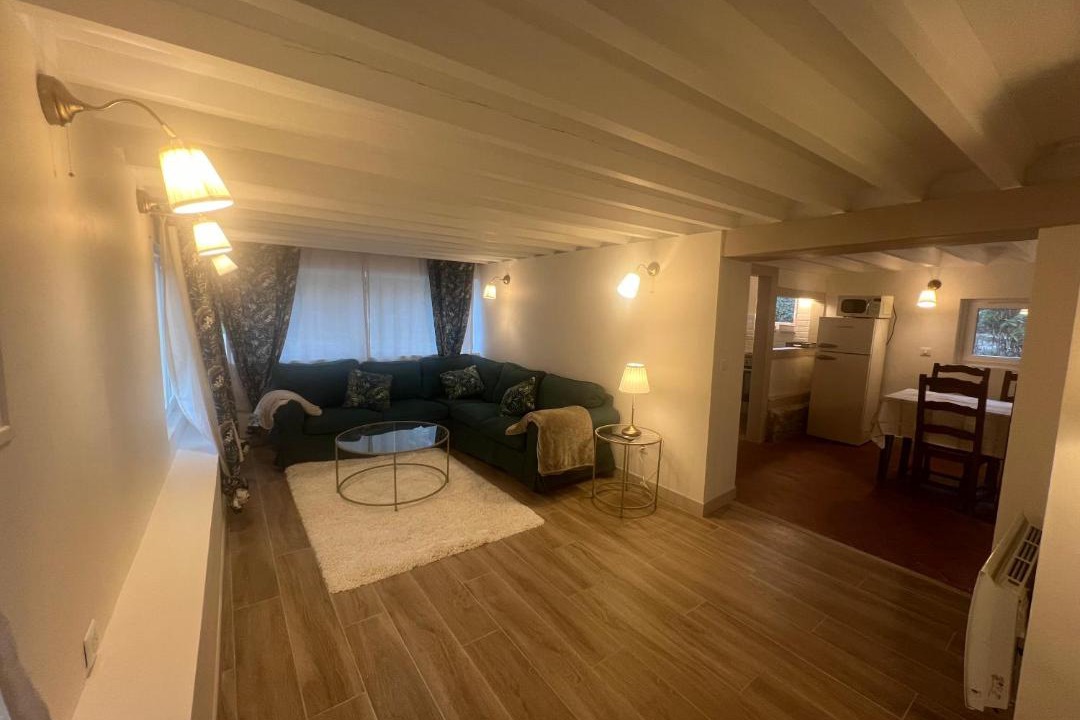 Photo of Livingroom in Coudray-Rabut