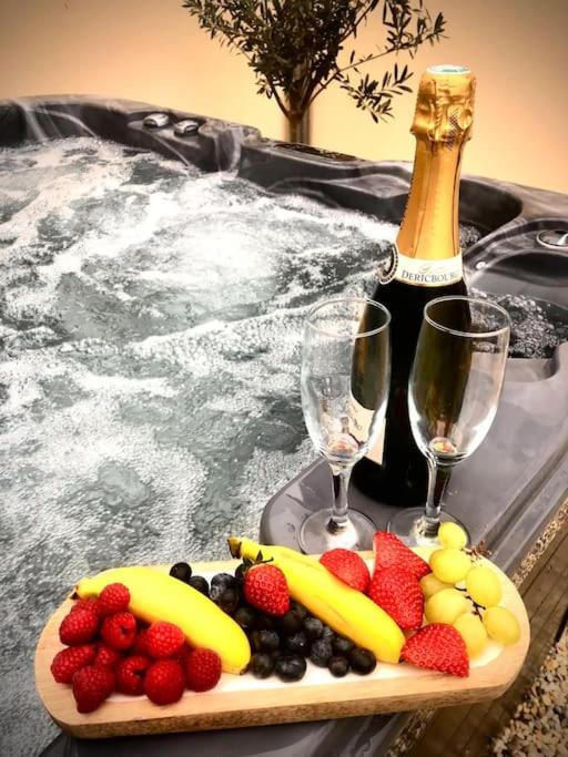 Photo of Livingroom in Saint-Martin-des-Entrees