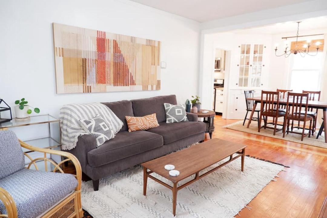 Photo of Livingroom in Earlewood