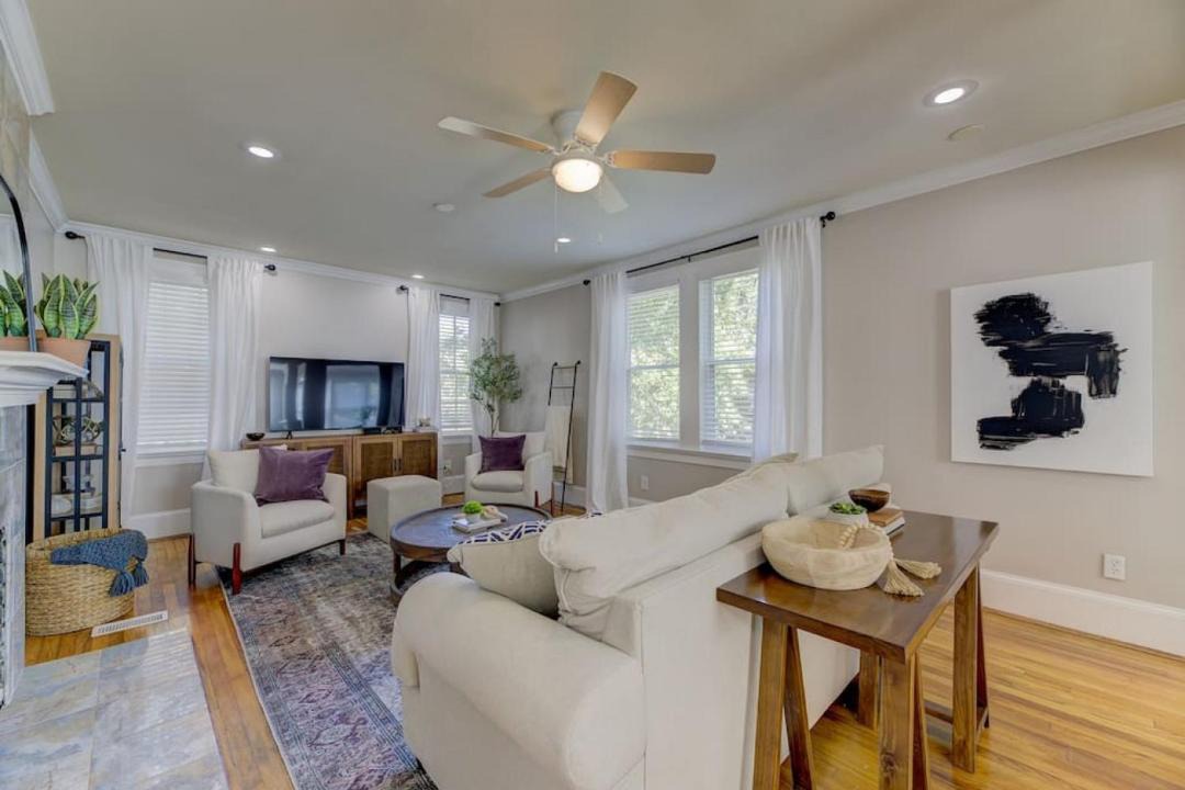 Photo of Livingroom in Earlewood