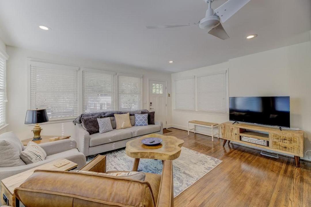 Photo of Livingroom in Rosewood