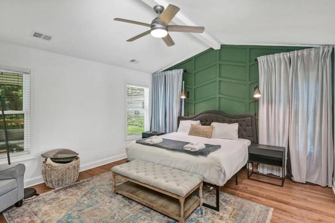 Photo of Bedroom in Forest Acres