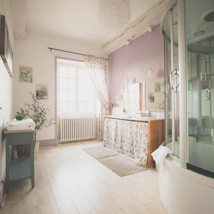 Photo of Others in Roanne