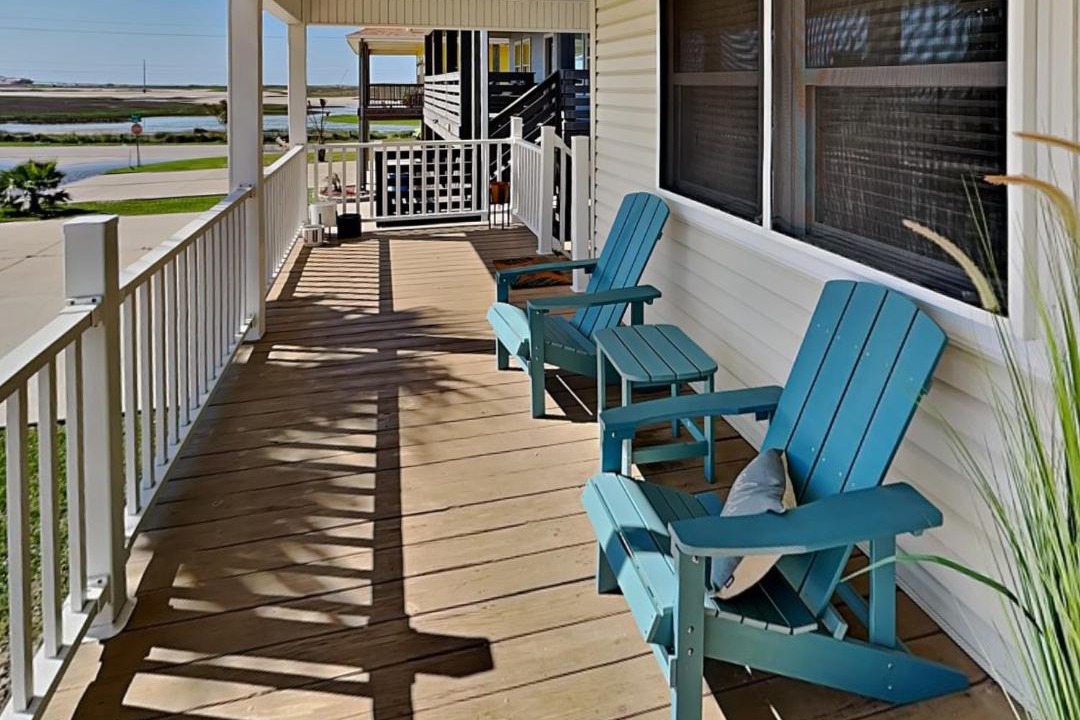 Photo of Patio Balcony in Leeward Sands