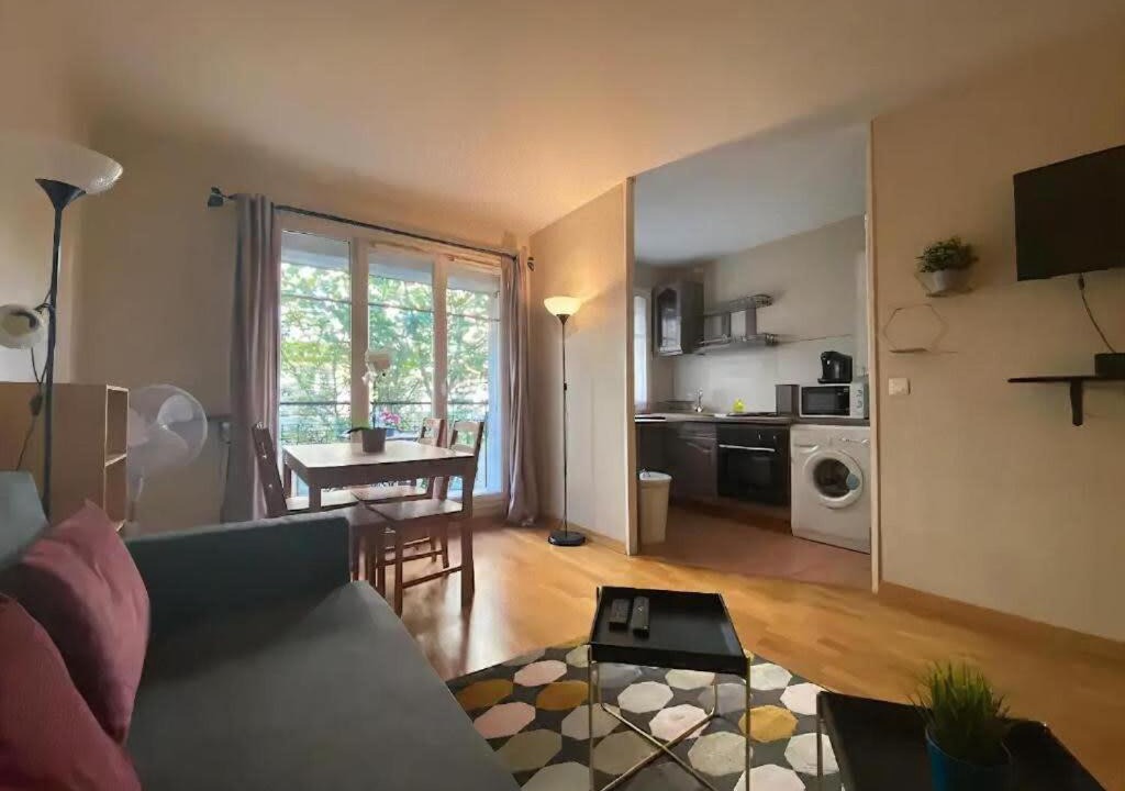 Photo of Others in Serris