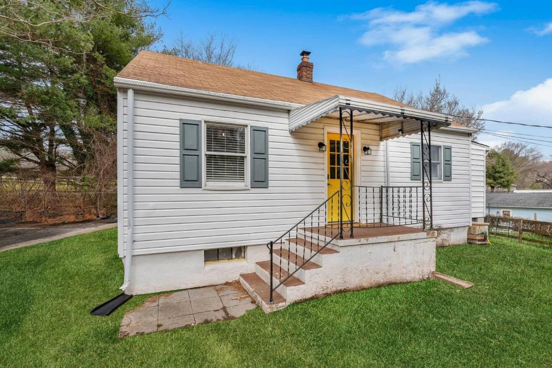 Photo of Others in Newark