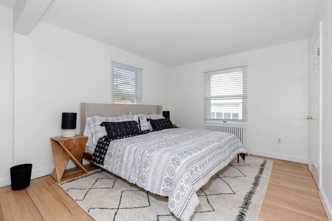 Photo of Bedroom in Newark